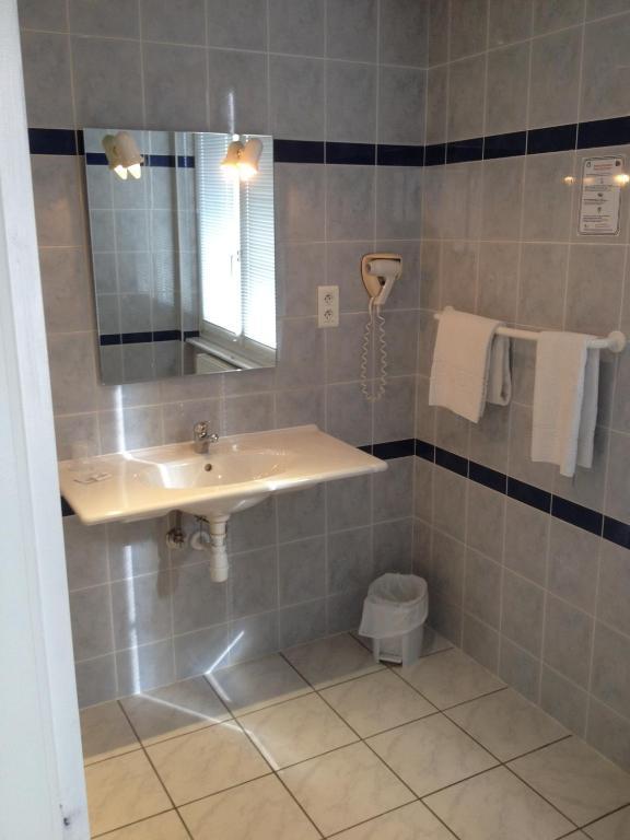 Amadeus Hotel Sarreguemines Quarto foto